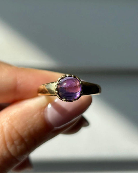 Vintage 18k Solid Yellow Gold Purple Amethyst Cabochon Ring, February Birthstone, Size 7.75