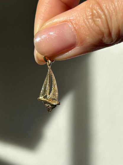 10k Yellow Gold Sailboat Charm