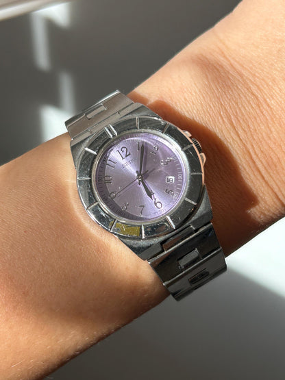 Vintage Seiko Stainless Steel Watch: Made in Japan, Y2K, Wristsize under 6”