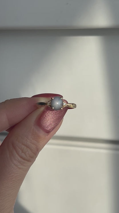 Vintage 18k Natural Star Sapphire Ring