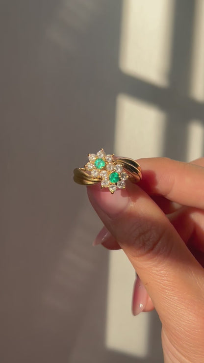 Vintage 18k Diamond and Emerald Twin Flowers Ring: US Size 7