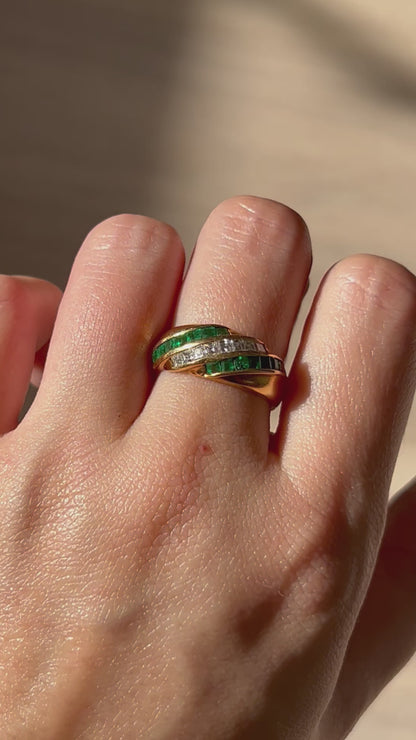 Vintage 18k Square Cut Emerald and Diamond Dome Ring: Size 6.75