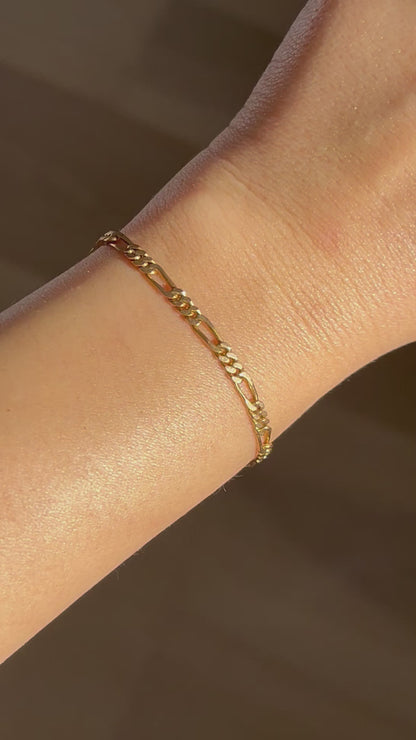 Vintage 18k Gold Figaro Link Bracelet