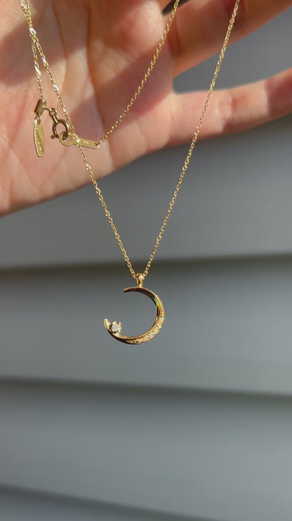 Vintage 18k Crescent Moon Diamond Pendant Chain
