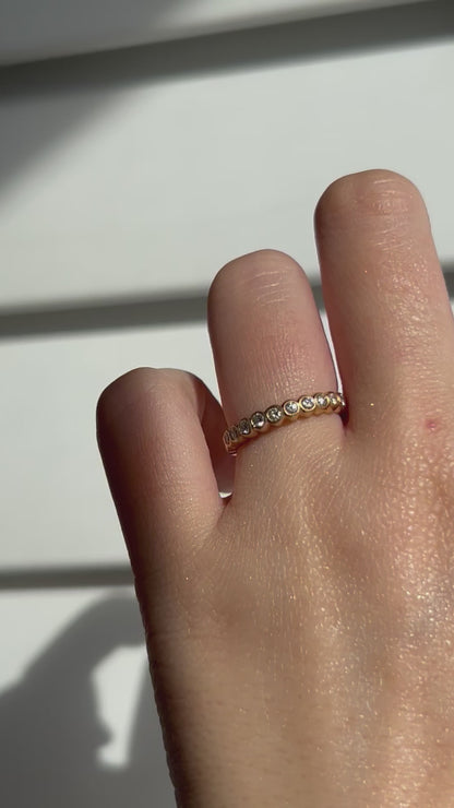 Vintage 18k Gold Bezel Set Diamond Bubble Stacking Ring