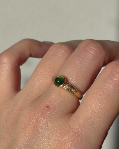 Vintage 18k Gold Bezel Set Green Garnet Cabochon Ring - Diamond Accents