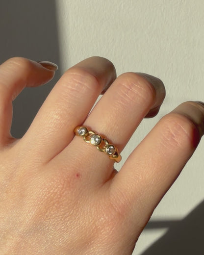 Vintage 18k Gold Bezel Set Diamond Trilogy Chain Motif Stacking Ring