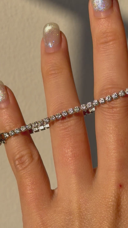 Vintage Platinum 3.0 CTW Diamond Tennis Bracelet
